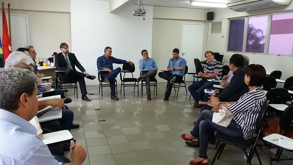 Sescap participa de debate